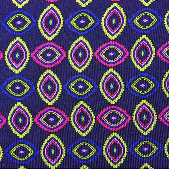 Vintage silk hand rolled pocket square purple green pink geometric pattern - Picture 4 of 10